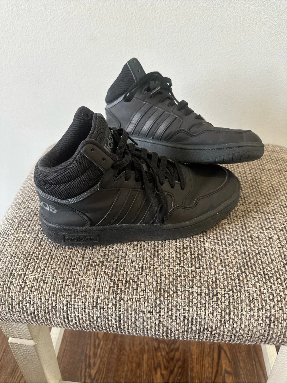 adidas Kids Black High-Top Sneakers with Signature Three Stripes Size 5.5